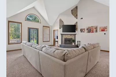 878 W Kennedy Road, Braidwood, IL 60408 - Photo 8
