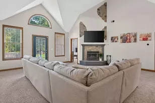 878 W Kennedy Rd, Braidwood, IL 60408 - Photo 8