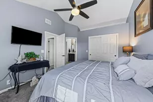 222 Grays Dr, Oswego, IL 60543 - Photo 14