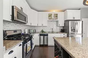 222 Grays Dr, Oswego, IL 60543 - Photo 8
