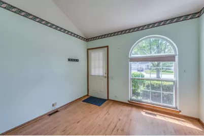 2016 Muirfield Circle, Elgin, IL 60123 - Photo 2