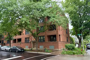 3102 W Cullom Ave, Chicago, IL 60618 - Photo 1