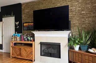 3102 W Cullom Ave, Chicago, IL 60618 - Photo 4