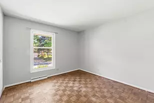 933 W Gilbert Ave, Palatine, IL 60067 - Photo 14