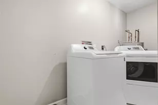 704 E North St, Pontiac, IL 61764 - Photo 10