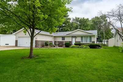 704 E North Street, Pontiac, IL 61764 - Photo 22