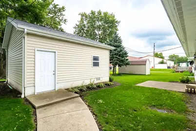 704 E North Street, Pontiac, IL 61764 - Photo 24