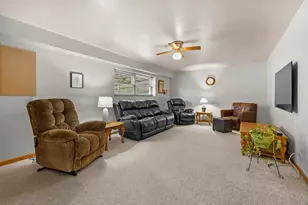 3803 Hennepin Dr, Joliet, IL 60431 - Photo 14