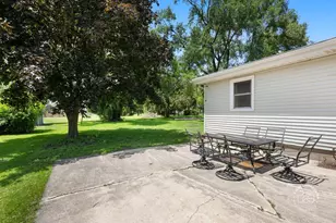 517 Stryker Ave, Joliet, IL 60436 - Photo 10