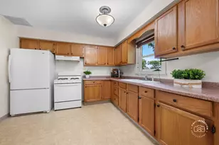 517 Stryker Ave, Joliet, IL 60436 - Photo 14