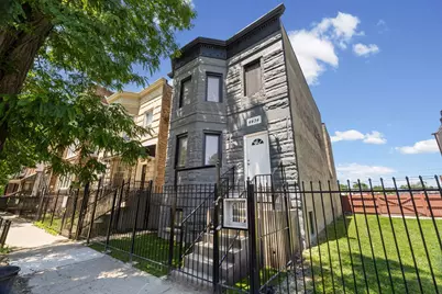 4434 W Monroe Street, Chicago, IL 60624 - Photo 1