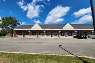 2450 Grass Lake Rd, Lindenhurst, IL 60046 - Photo 1