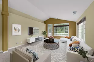 31704 Kline Cir, Warrenville, IL 60555 - Photo 2