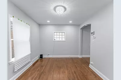 8252 S Calumet Avenue, Chicago, IL 60619 - Photo 6