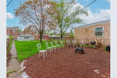 8252 S Calumet Avenue, Chicago, IL 60619 - Photo 24