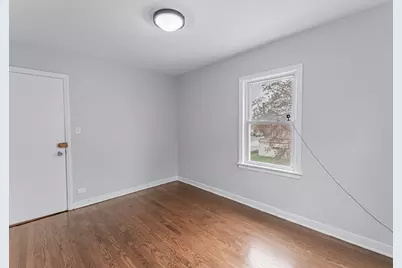 8252 S Calumet Avenue, Chicago, IL 60619 - Photo 16