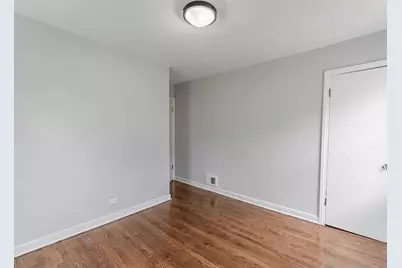 8252 S Calumet Avenue, Chicago, IL 60619 - Photo 14