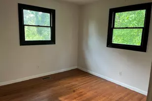 595 S River St, Batavia, IL 60510 - Photo 8
