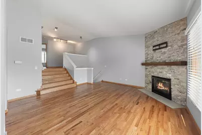 8227 Auburn Lane, Frankfort, IL 60423 - Photo 4