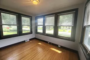 126 E Glover St, Ottawa, IL 61350 - Photo 12