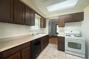 126 E Glover St, Ottawa, IL 61350 - Photo 16