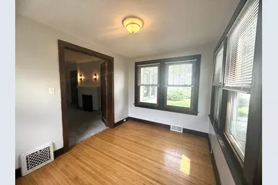 126 E Glover Street, Ottawa, IL 61350 - Photo 10