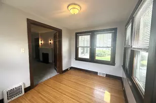 126 E Glover St, Ottawa, IL 61350 - Photo 10