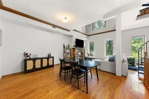 2422 N Seminary Ave, Chicago, IL 60614 - Photo 8