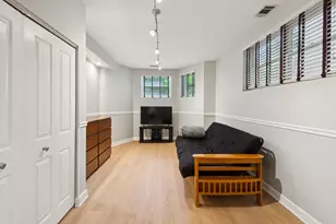 2130 W Le Moyne St, Chicago, IL 60622 - Photo 16
