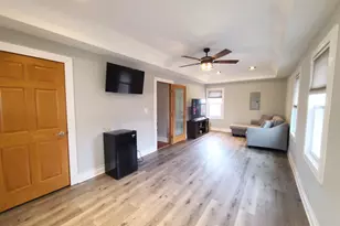 5831 W 109th St, Chicago Ridge, IL 60415 - Photo 12