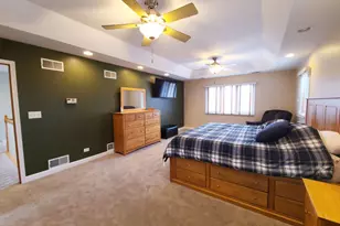 5831 W 109th St, Chicago Ridge, IL 60415 - Photo 18