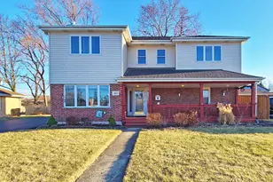 5831 W 109th St, Chicago Ridge, IL 60415 - Photo 1