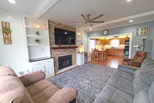 5831 W 109th St, Chicago Ridge, IL 60415 - Photo 8