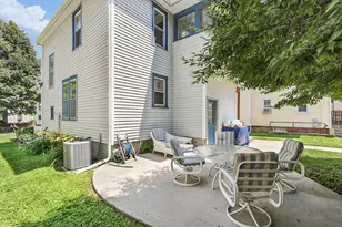 505 W Washington St, Champaign, IL 61820 - Photo 24