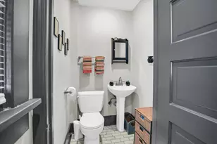 505 W Washington St, Champaign, IL 61820 - Photo 16