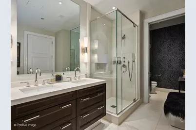 118 E Erie Street #20D, Chicago, IL 60611 - Photo 18