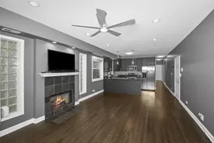 2840 N Damen Ave, Chicago, IL 60618 - Photo 6