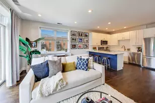 2330 W St Paul Ave, Chicago, IL 60647 - Photo 6