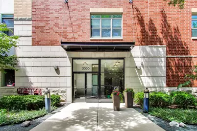 2330 W St Paul Avenue #401, Chicago, IL 60647 - Photo 2