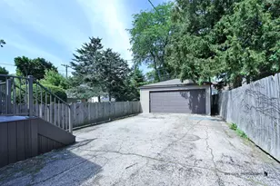 1534 Henry Pl, Waukegan, IL 60085 - Photo 24