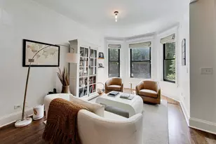 3729 N Magnolia Ave, Chicago, IL 60613 - Photo 2