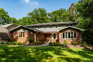 12 Old Tamarack Ln, Orland Park, IL 60462 - Photo 2
