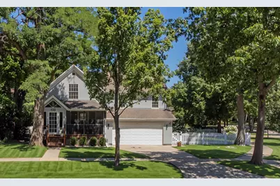 410 Belleplaine Avenue, Park Ridge, IL 60068 - Photo 1