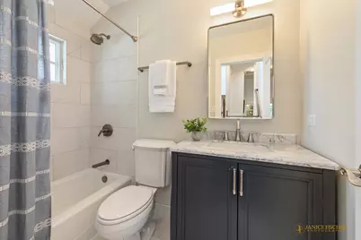 410 Belleplaine Avenue, Park Ridge, IL 60068 - Photo 16