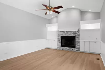 244 Buckingham Drive, Grayslake, IL 60030 - Photo 10