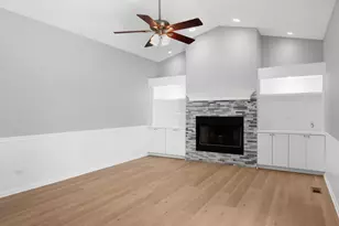 244 Buckingham Dr, Grayslake, IL 60030 - Photo 10
