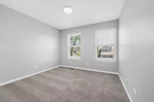 244 Buckingham Dr, Grayslake, IL 60030 - Photo 16