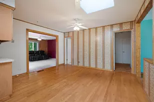 79 Eden Rd, Elk Grove Village, IL 60007 - Photo 14