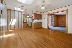 79 Eden Rd, Elk Grove Village, IL 60007 - Photo 18