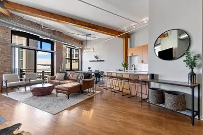520 W Huron Street #620, Chicago, IL 60654 - Photo 2